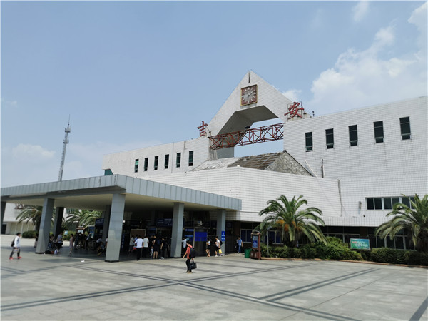 佛山到吉安危险品物流|佛山到吉安危化品化工运输专线|自有危险品车辆