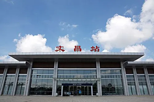 中山到文昌物流专线公司,中山到文昌危险品承运危险品车源充足