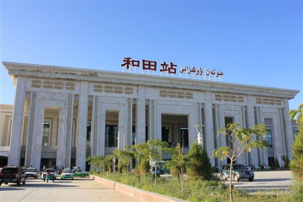 华安县到和田物流专线-华安县至和田电动车摩托车托运货运为生意人士量身定制管理方案